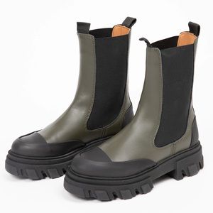 GANNI Leather Mid Chelsea Boots Size 7